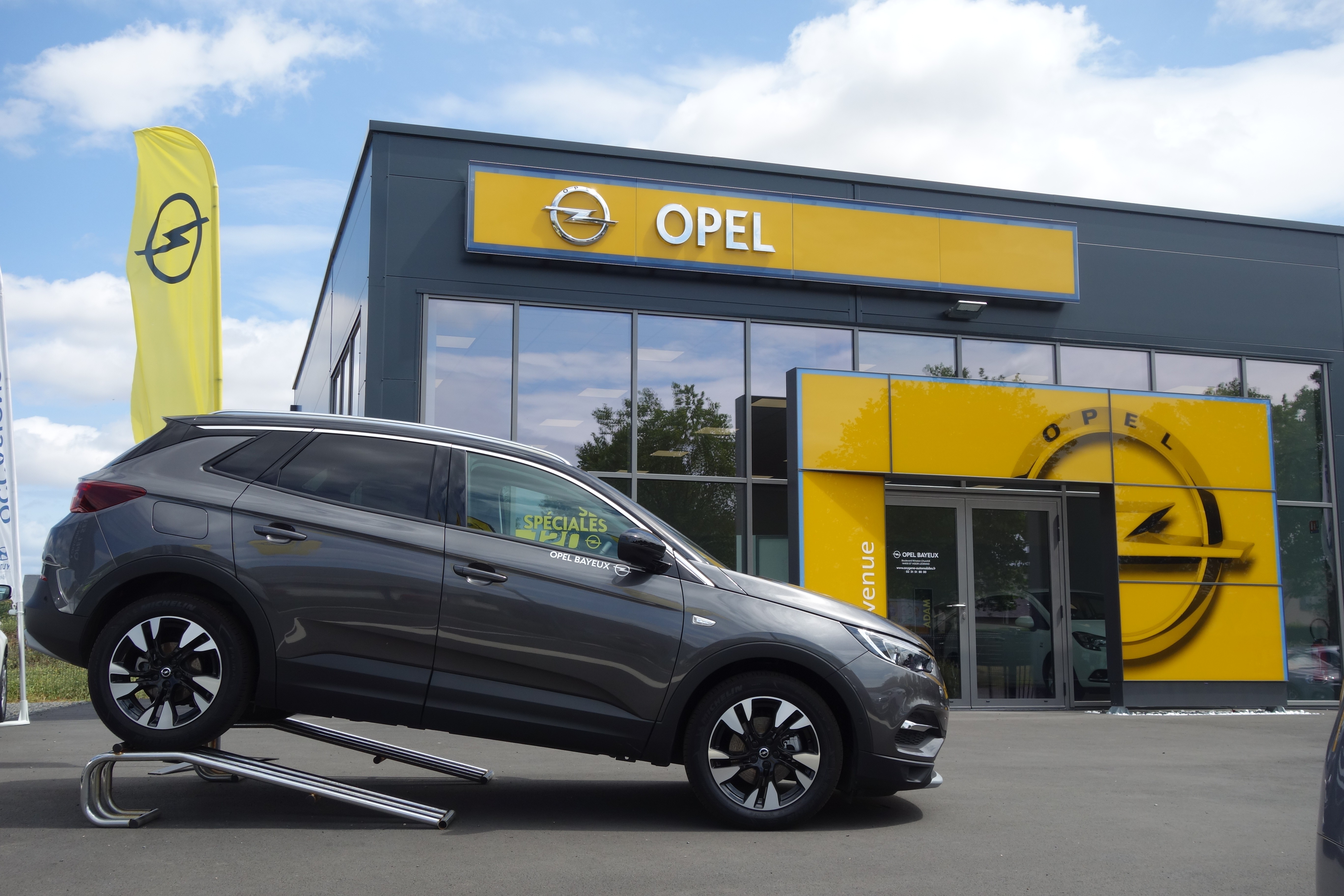Ouverture d'une concession Opel à Bayeux
